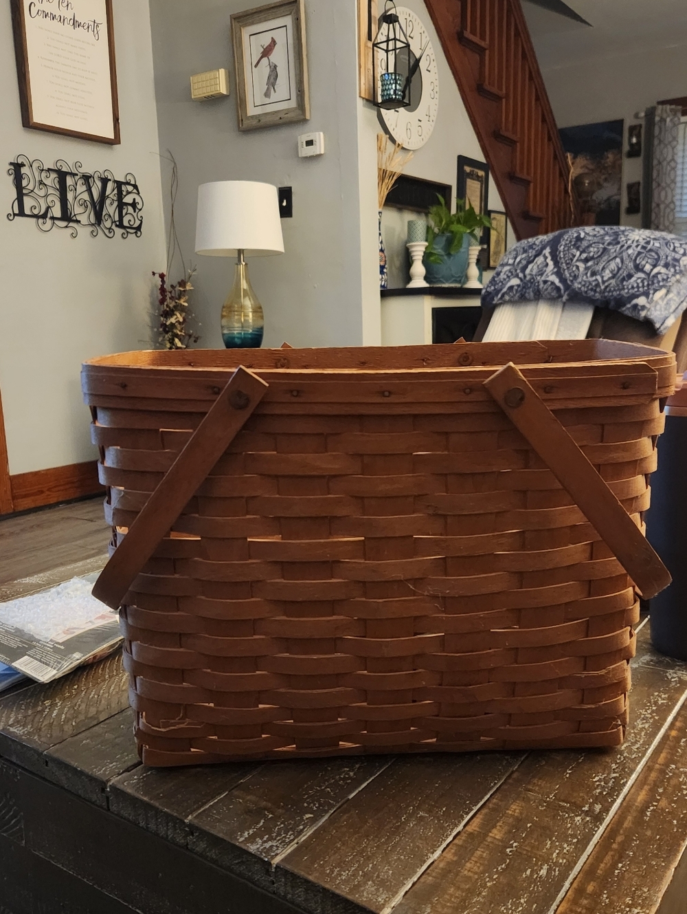 1991 Longaberger Large Market Basket in Classic Warm with Double Swing Handle